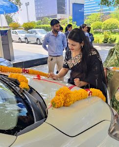 Radhika Tour & Travels