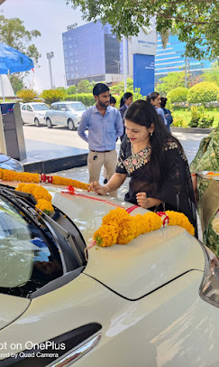 Radhika Tour & Travels